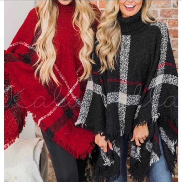 Poncho - Picture 4 of 8